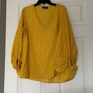 Yellow vici v neck balloon long sleeve